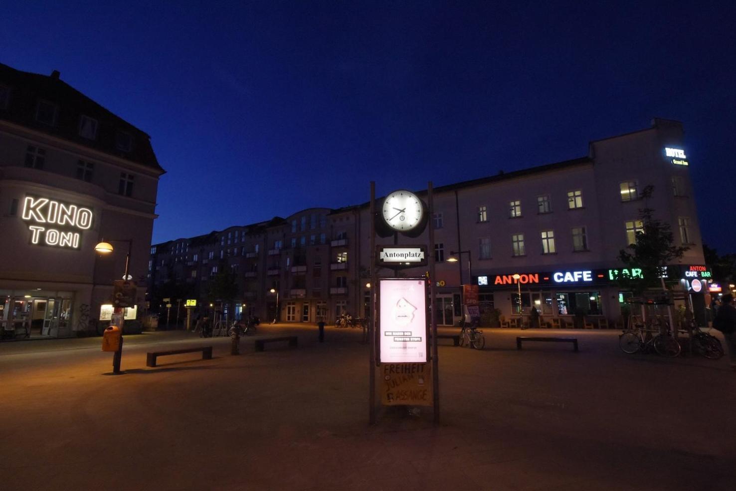 Grand - Weissensee Hotel *